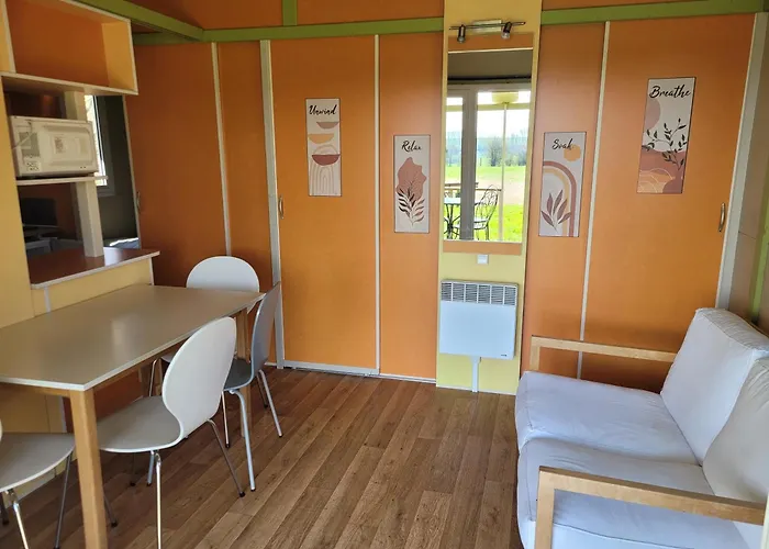 Camping Les Hirondelles