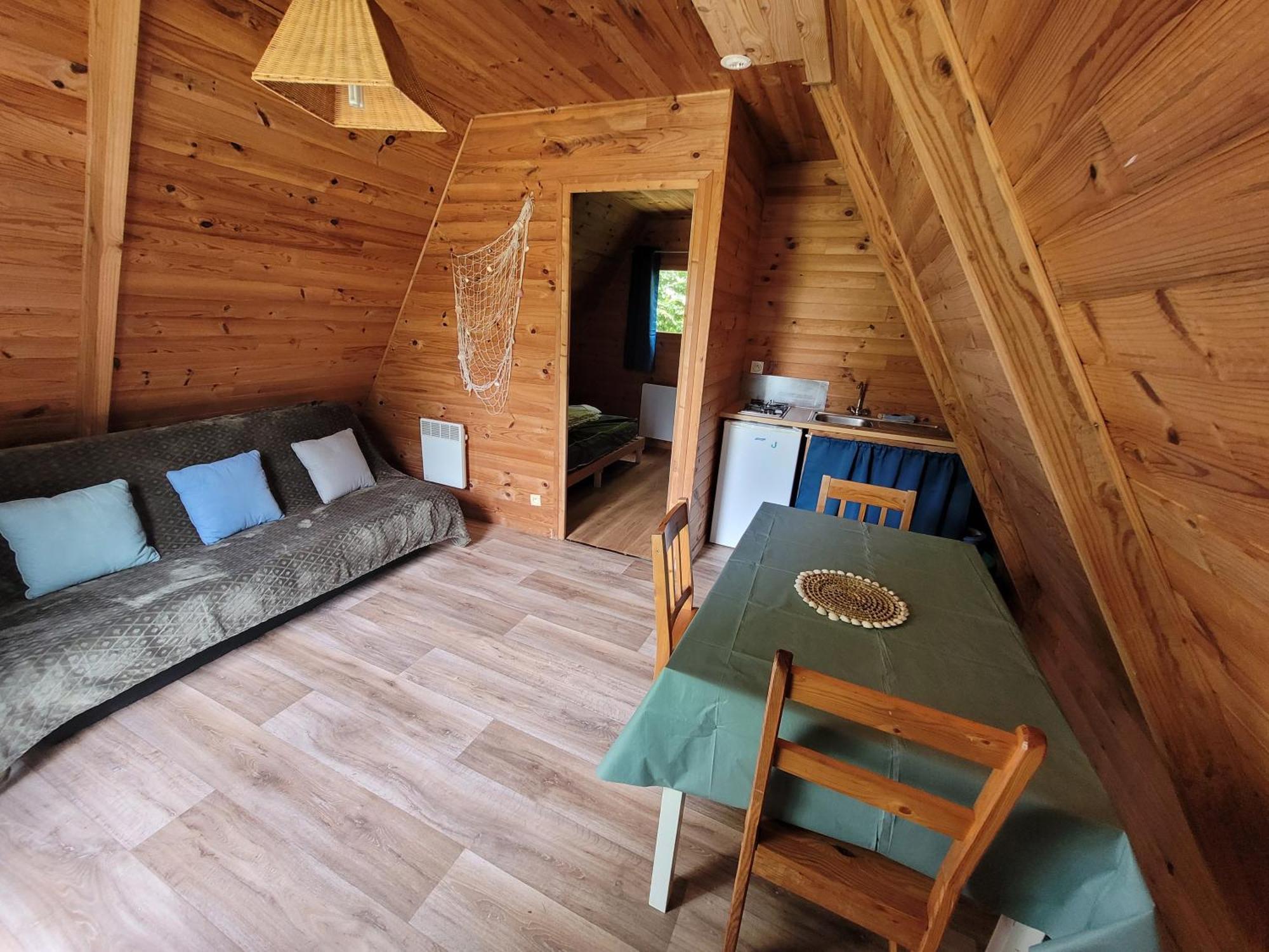 Les Hirondelles Campsite