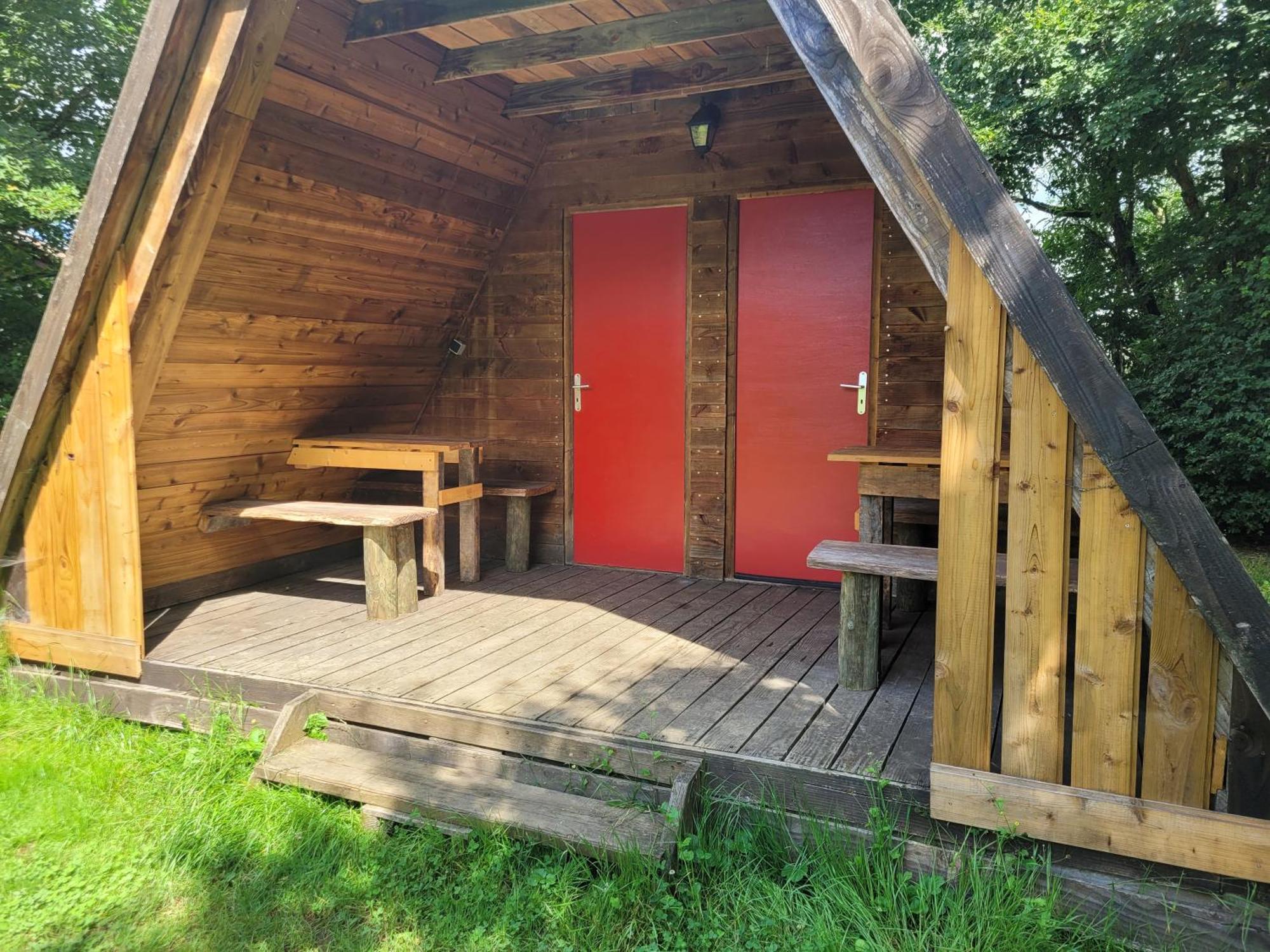 Les Hirondelles Campsite Bourg-Sainte-Marie