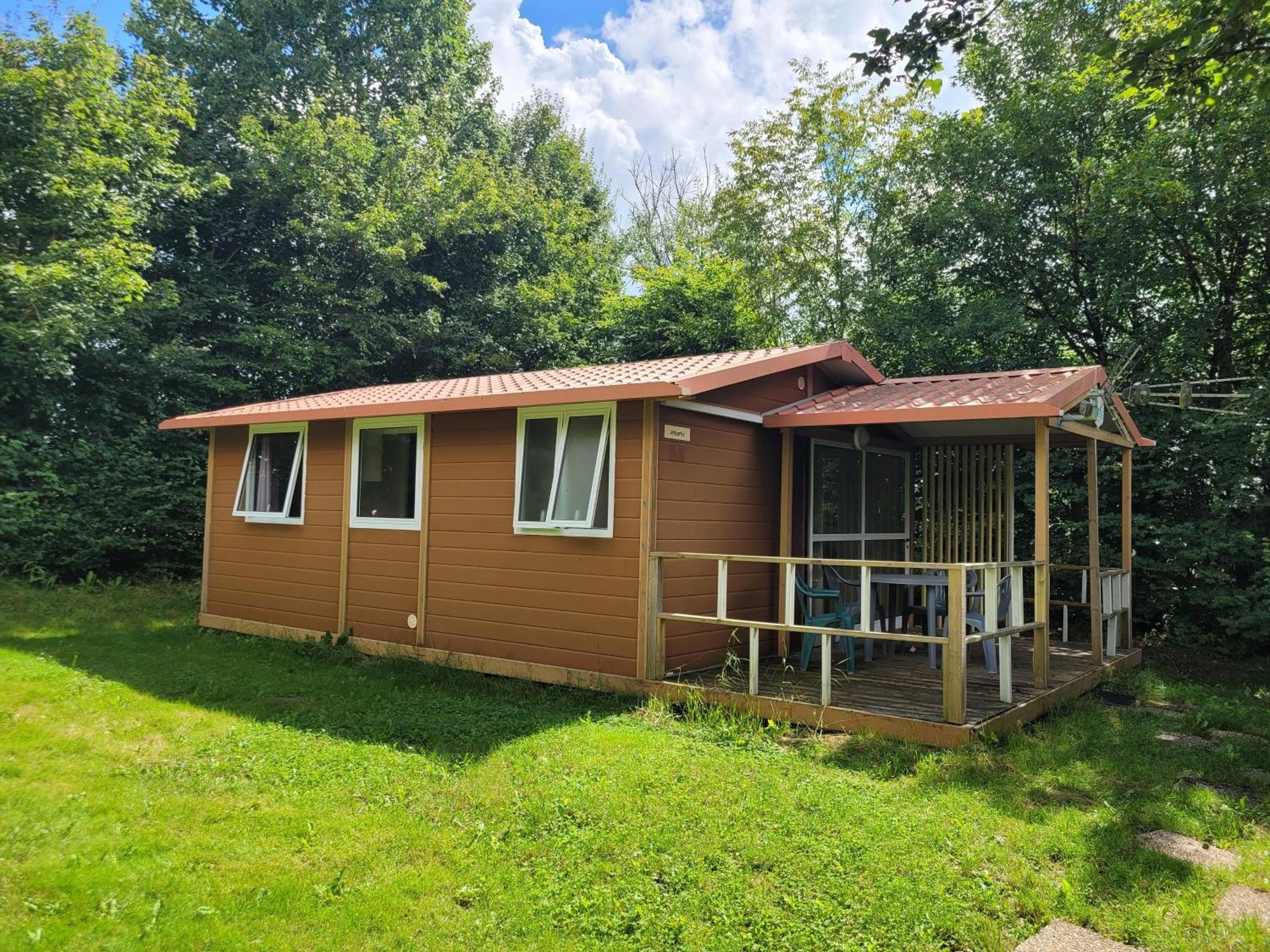 Campsite Les Hirondelles *